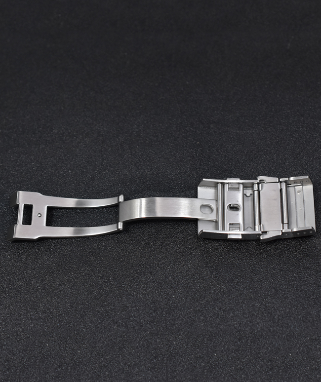 Extensive Solid Steel Diving Buckle